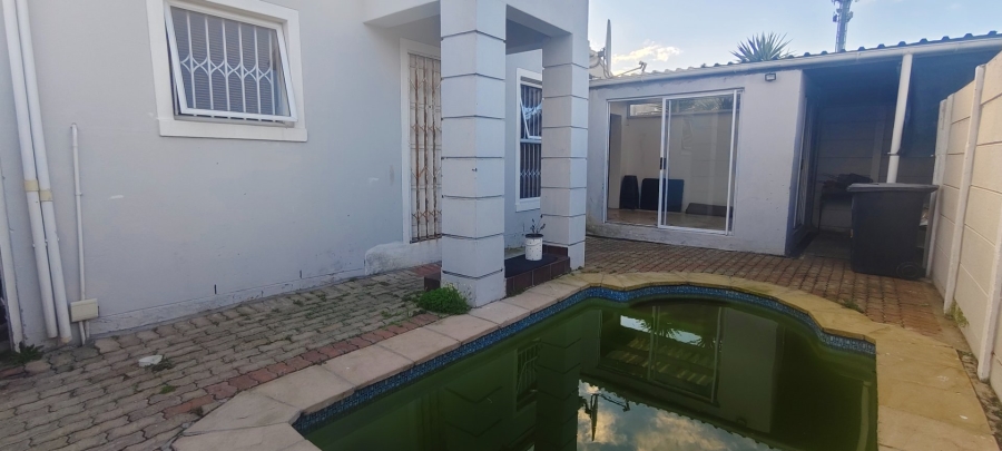 3 Bedroom Property for Sale in Rondevlei Park Western Cape
